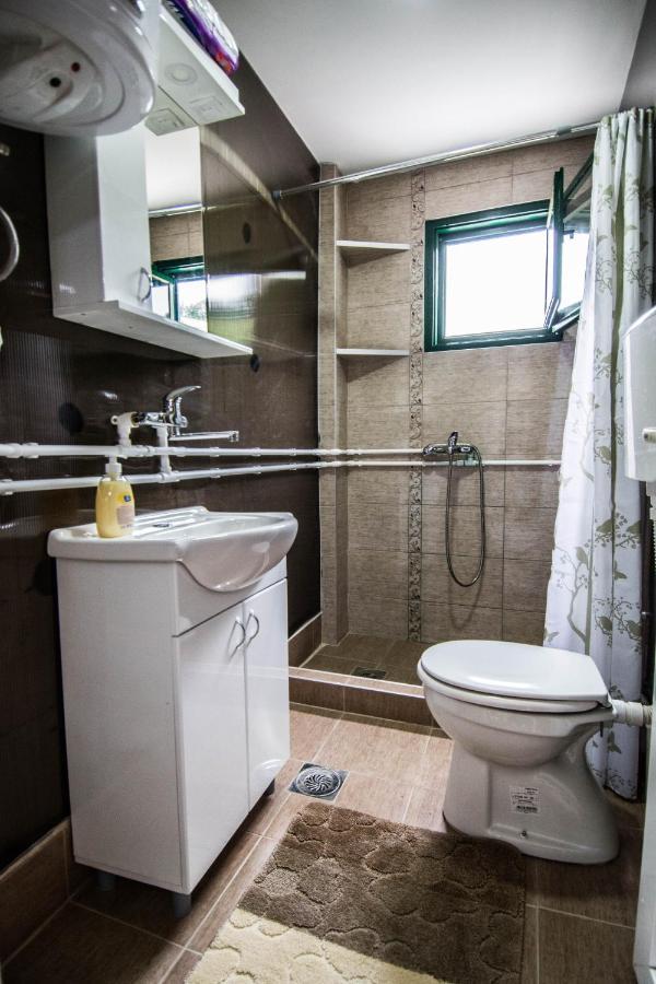 Vajat Tuk Villa Bajina Basta Buitenkant foto