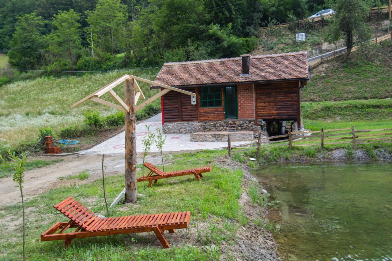 Vajat Tuk Villa Bajina Basta Buitenkant foto