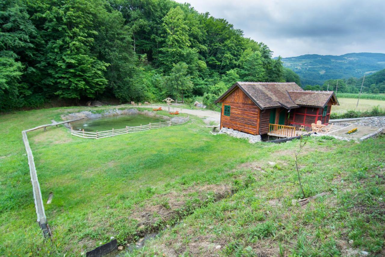 Vajat Tuk Villa Bajina Basta Buitenkant foto