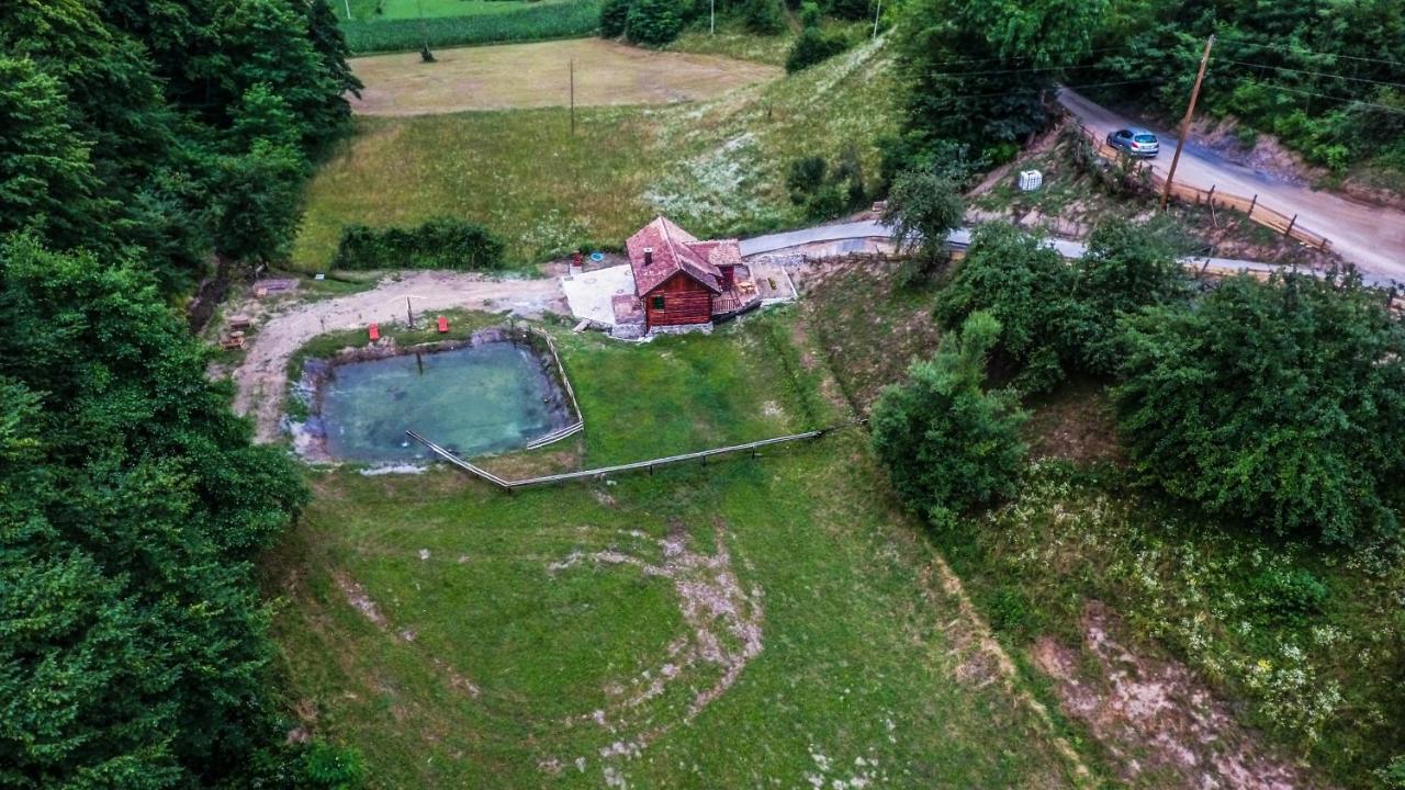 Vajat Tuk Villa Bajina Basta Buitenkant foto